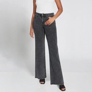SOLD NY&C Ultra High Waisted Wide Leg Jeans Washed Black Size 8 Medium Raw Hem